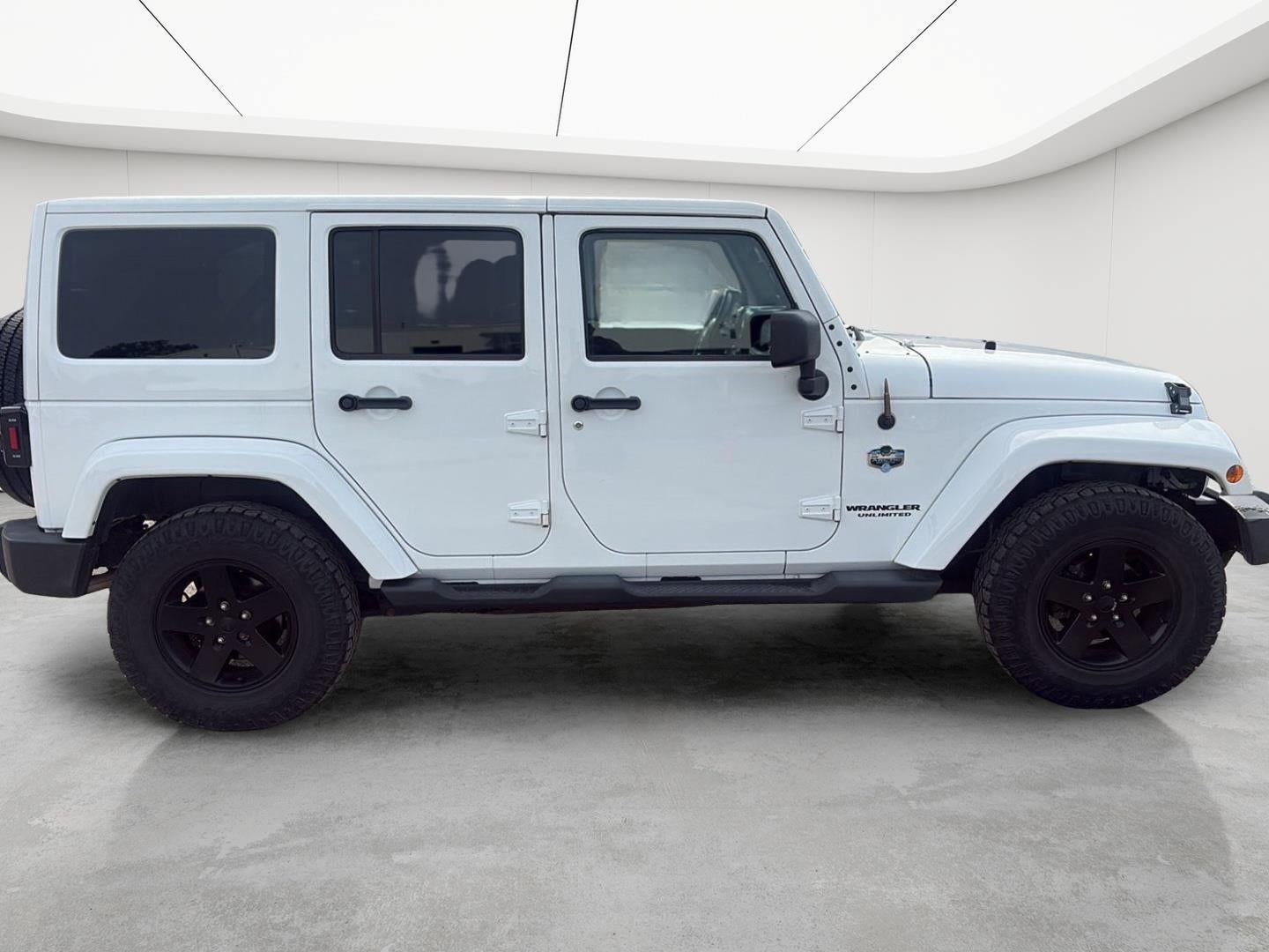 2012 Jeep Wrangler Unlimited Sahara