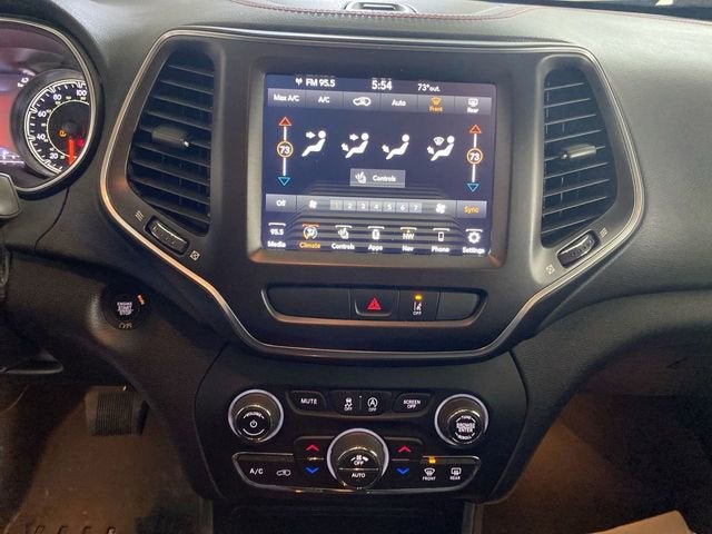 2022 Jeep Cherokee Trailhawk