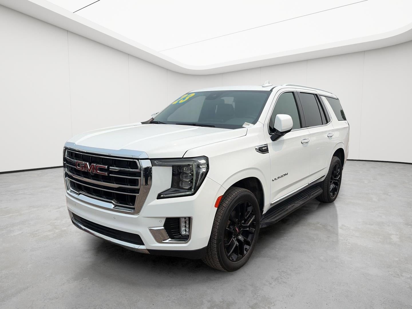 2023 GMC Yukon SLT