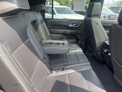 2023 GMC Yukon XL SLT