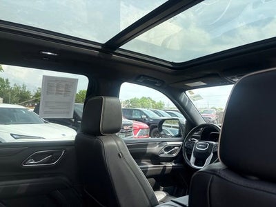 2023 GMC Yukon XL SLT