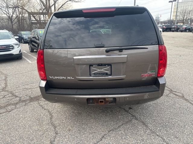 2012 GMC Yukon XL SLE