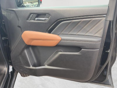 2023 GMC Canyon 4WD AT4
