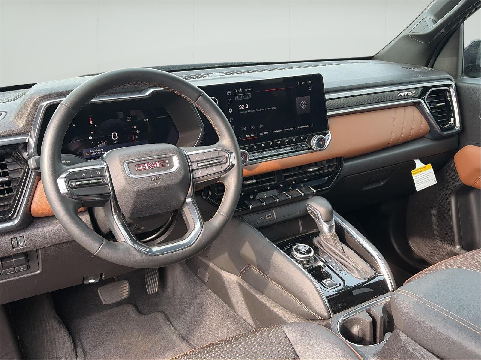 2023 GMC Canyon 4WD AT4