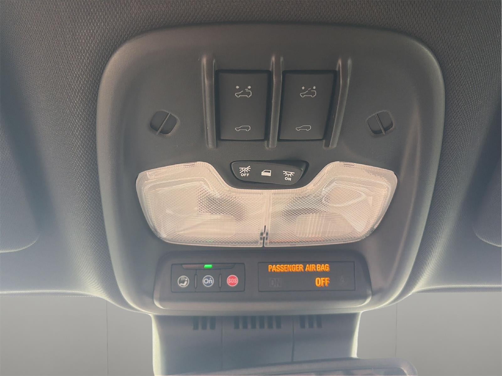 2023 GMC Canyon 4WD AT4
