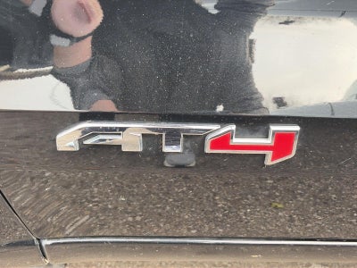 2023 GMC Canyon 4WD AT4
