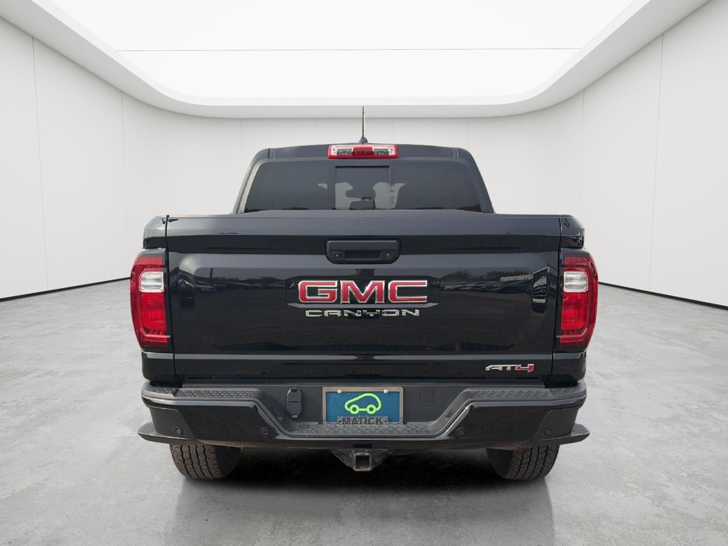 2023 GMC Canyon 4WD AT4