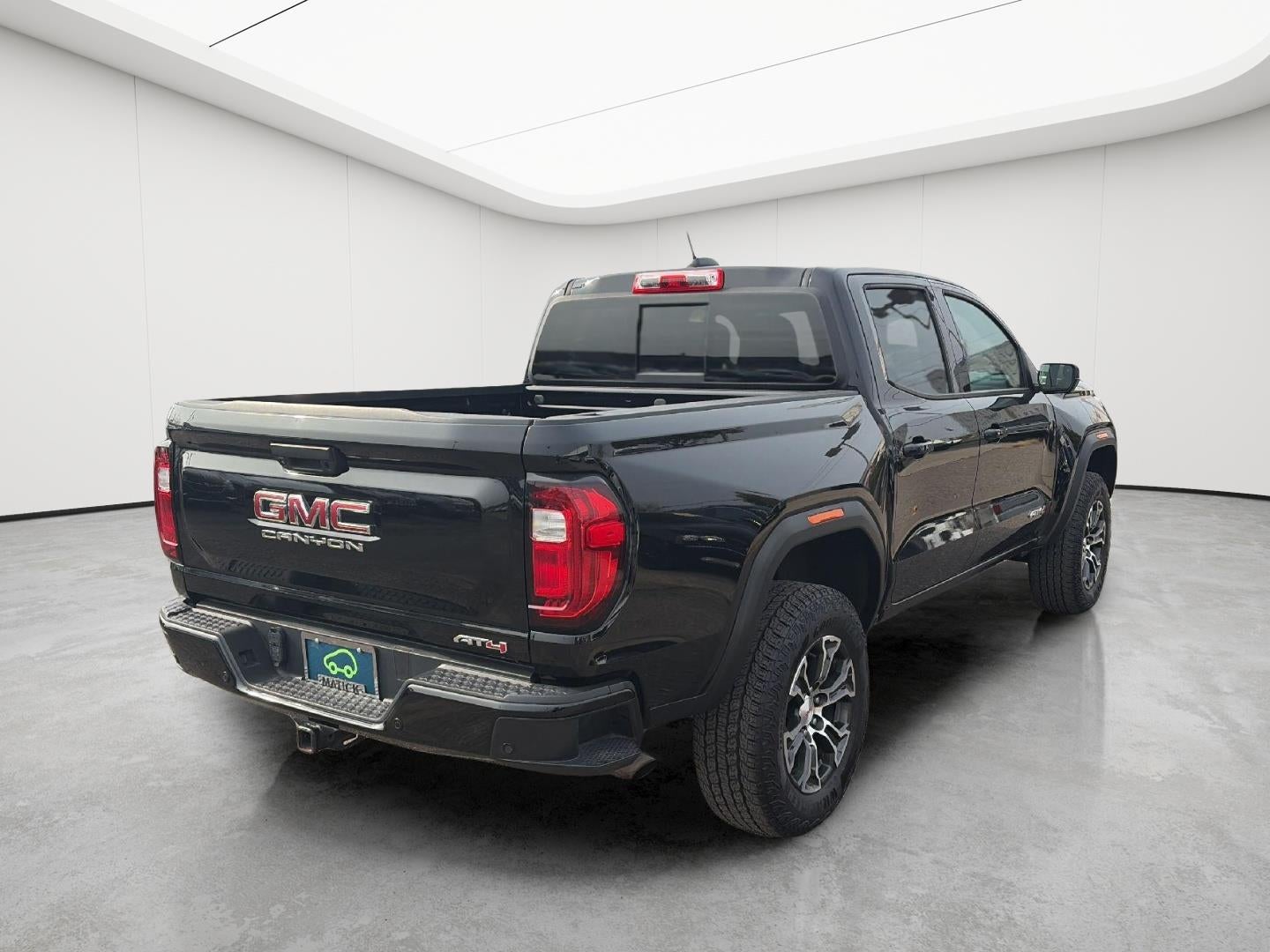 2023 GMC Canyon 4WD AT4