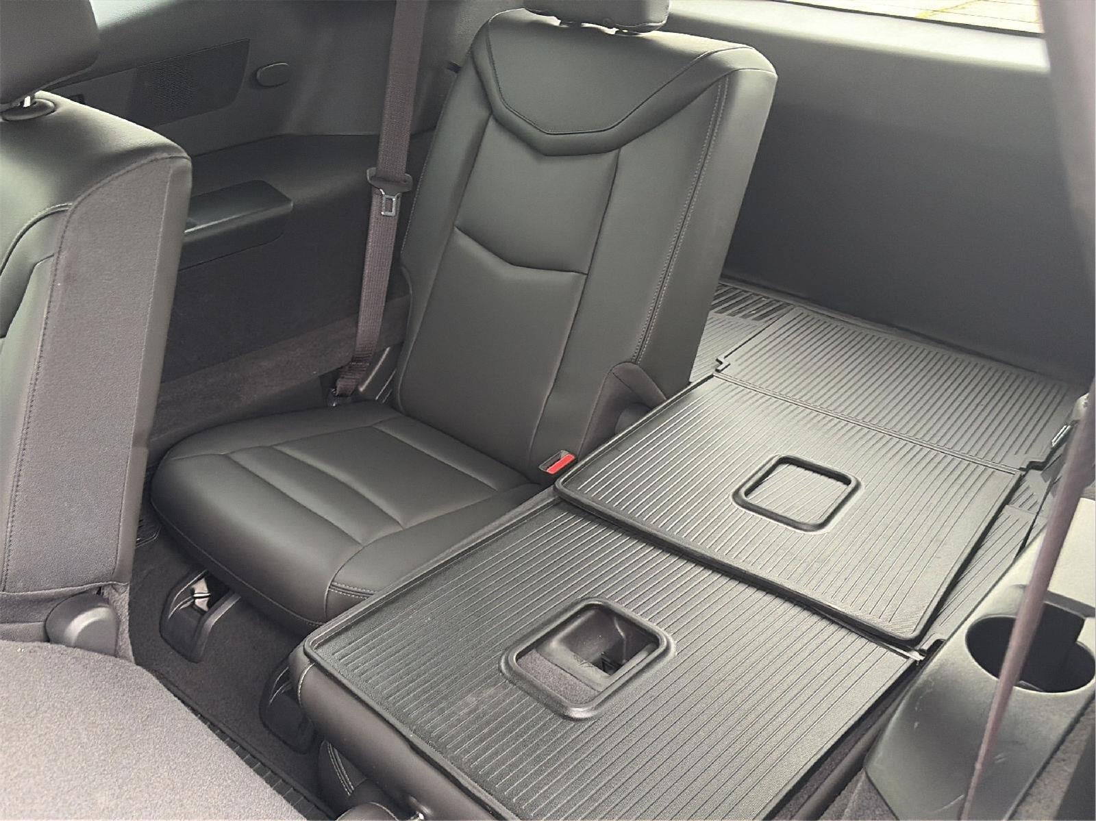 2025 Cadillac XT6 Luxury
