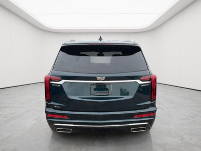 2025 Cadillac XT6 Luxury
