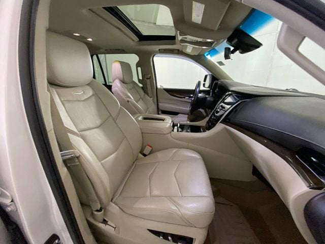 2018 Cadillac Escalade Luxury