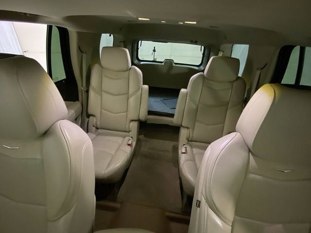 2018 Cadillac Escalade Luxury