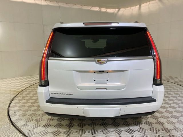 2018 Cadillac Escalade Luxury