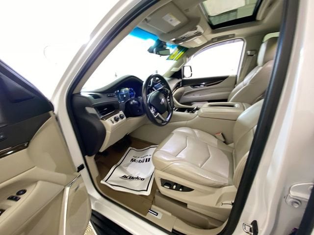 2018 Cadillac Escalade Luxury