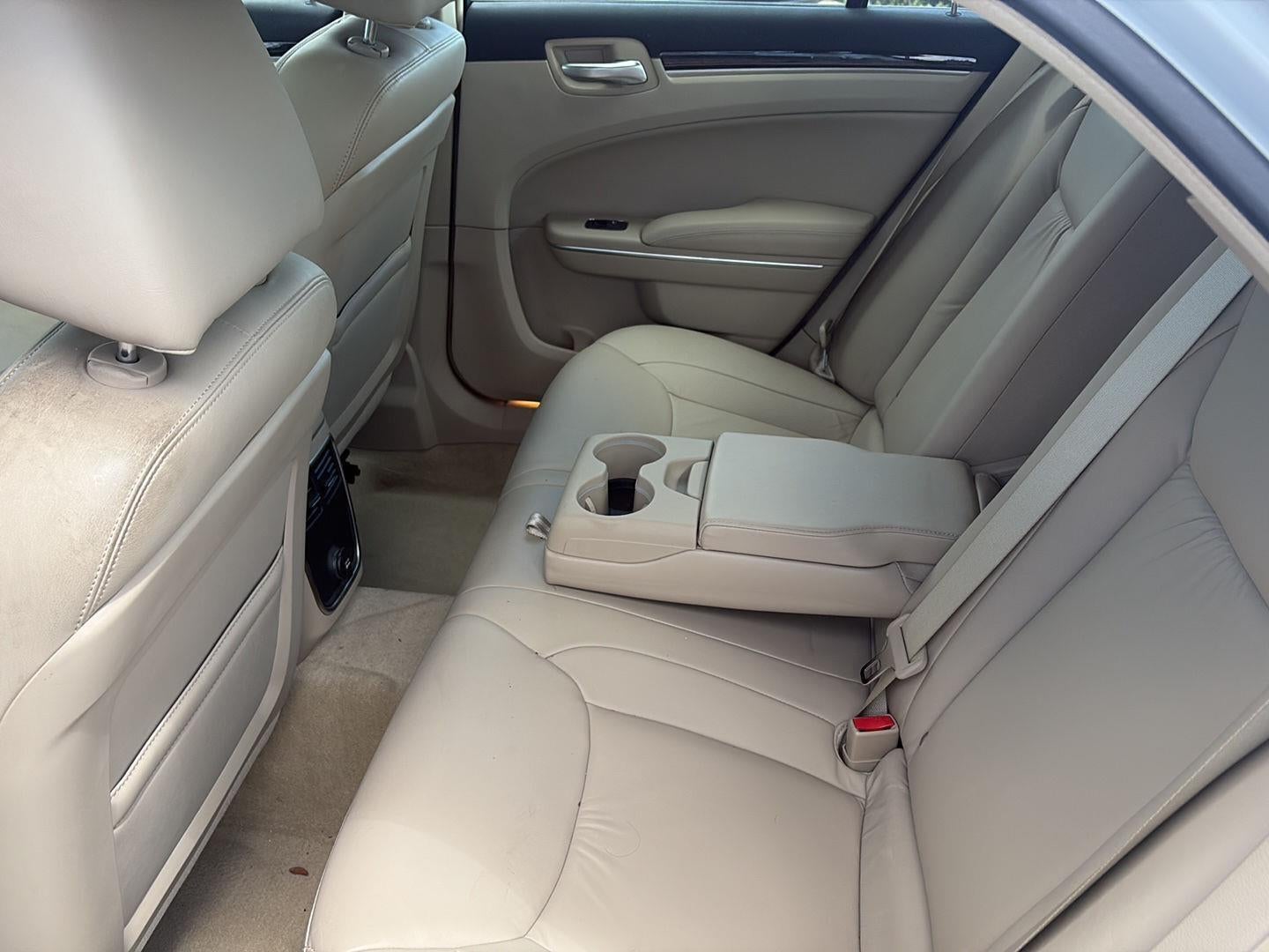2011 Chrysler 300 Limited
