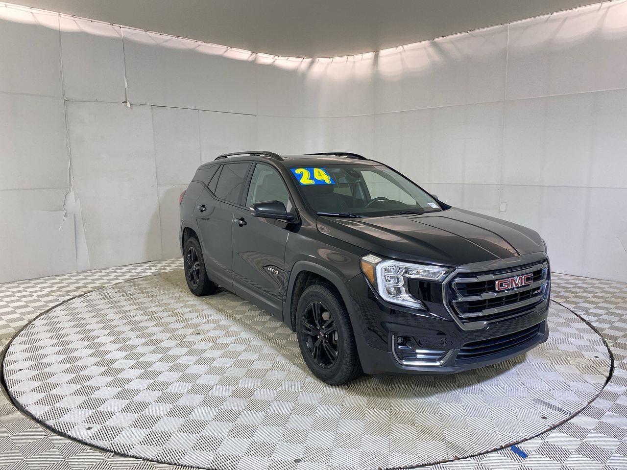 2024 GMC Terrain AT4