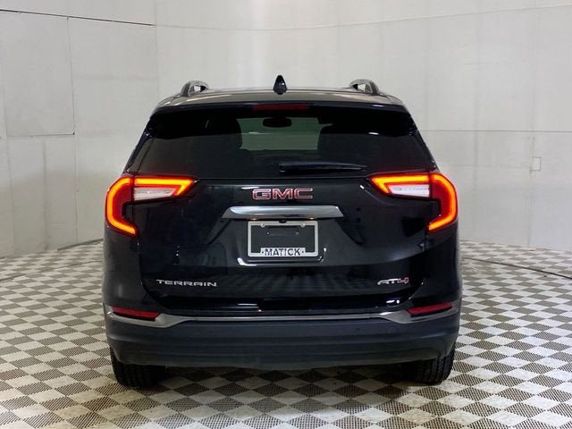 2022 GMC Terrain AT4
