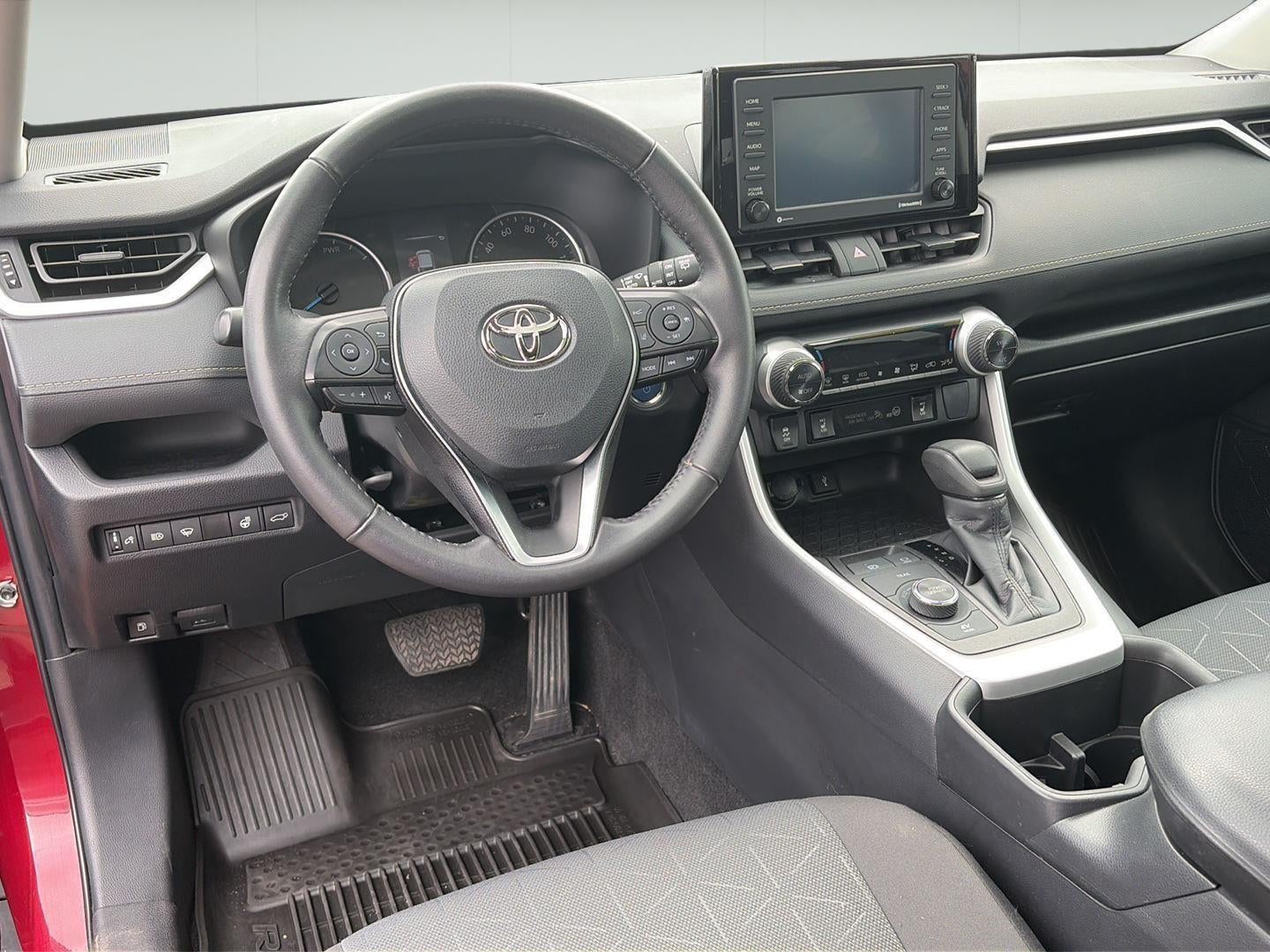 2022 Toyota RAV4 Hybrid XLE