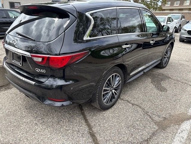 2019 INFINITI QX60 LUXE