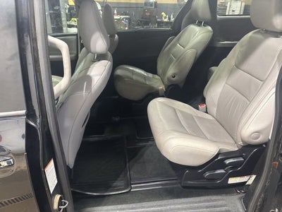 2018 Toyota Sienna XLE