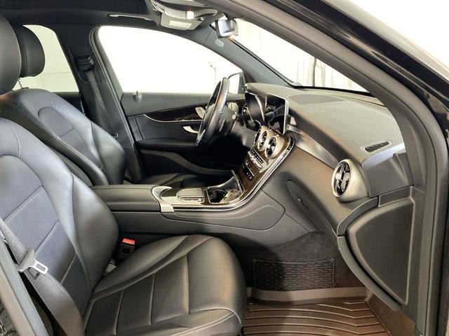 2020 Mercedes-Benz GLC GLC 300