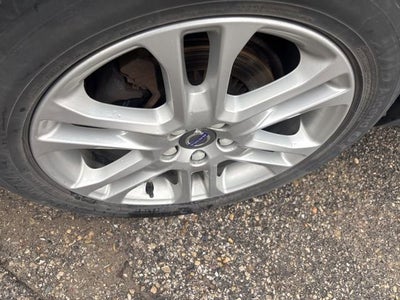 2016 Volvo XC70 T5 Platinum