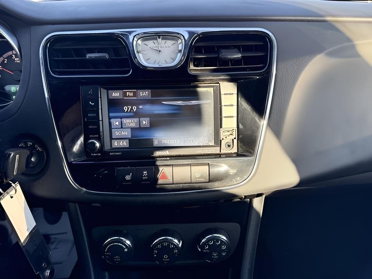 2013 Chrysler 200 Limited