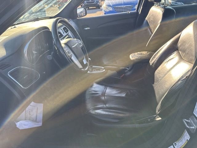 2013 Chrysler 200 Limited