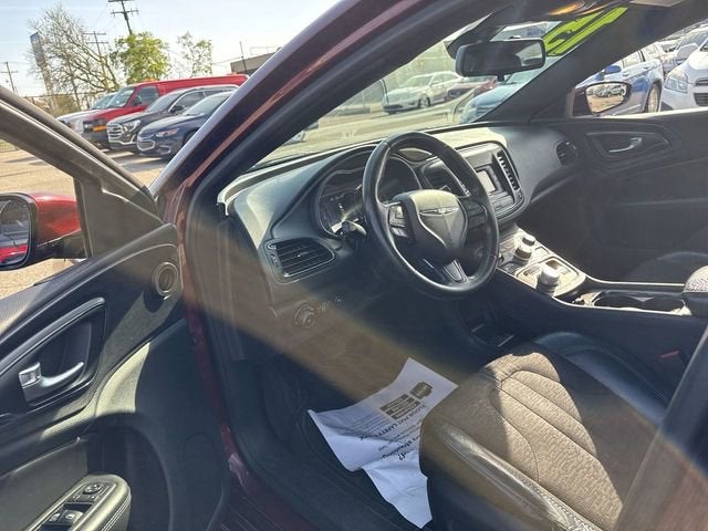 2015 Chrysler 200 S