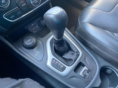 2018 Jeep Cherokee Overland 4x4
