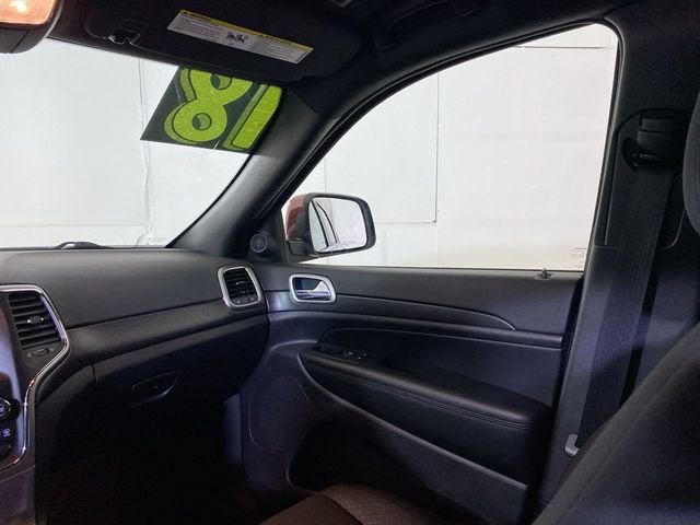 2018 Jeep Grand Cherokee Laredo E