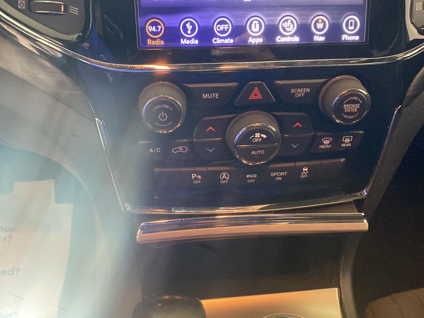 2019 Jeep Grand Cherokee Laredo E 4x4