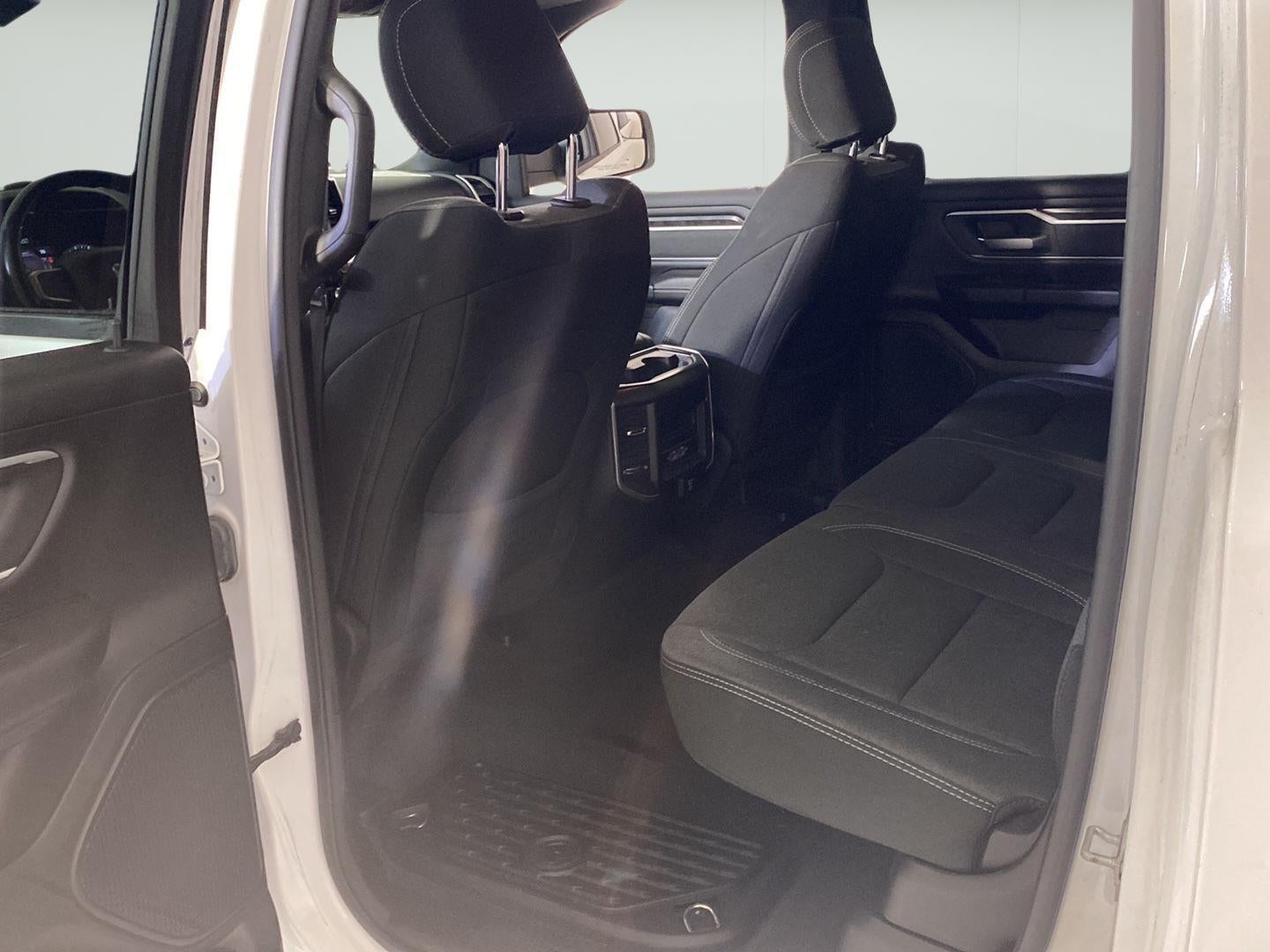 2021 RAM 1500 Big Horn Crew Cab 4x4 5'7" Box
