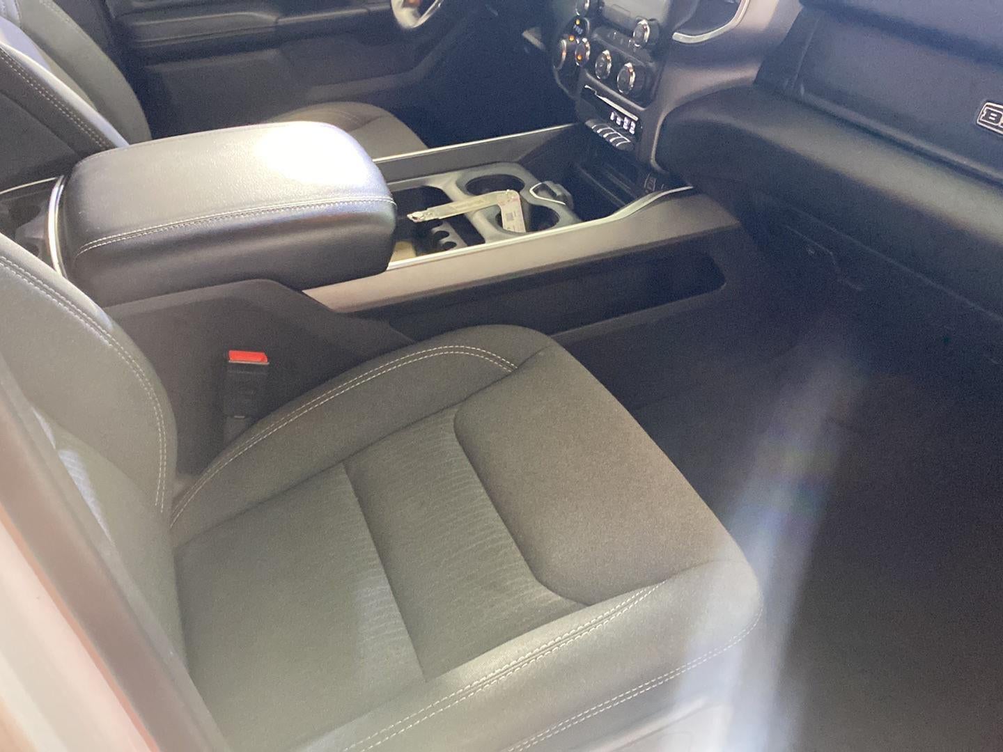 2021 RAM 1500 Big Horn Crew Cab 4x4 5'7" Box