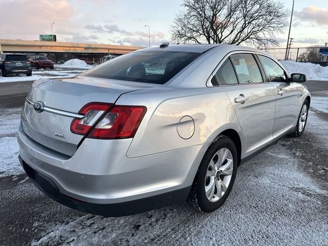 2010 Ford Taurus SEL