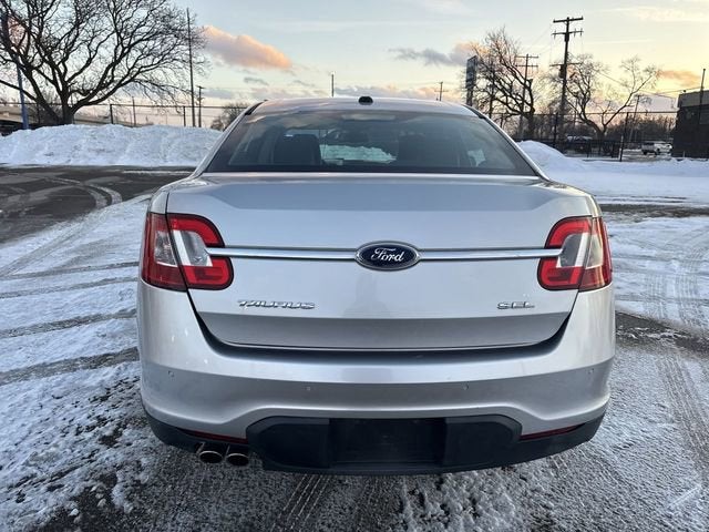 2010 Ford Taurus SEL