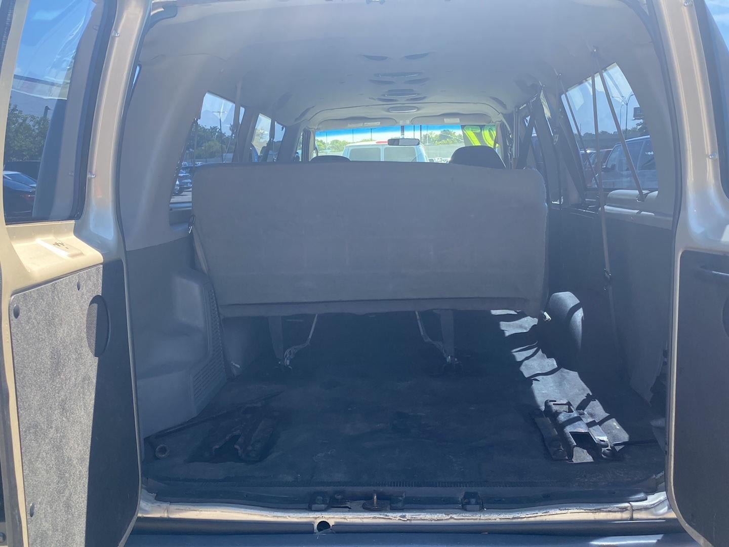 2007 Ford Econoline Wagon XL