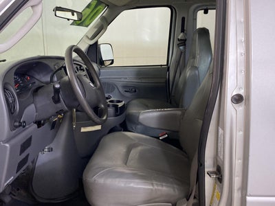 2006 Ford Econoline Wagon XL