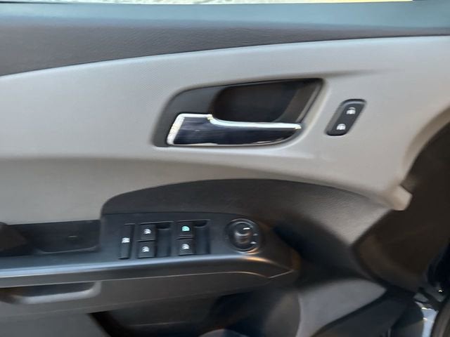 2016 Chevrolet Sonic LT