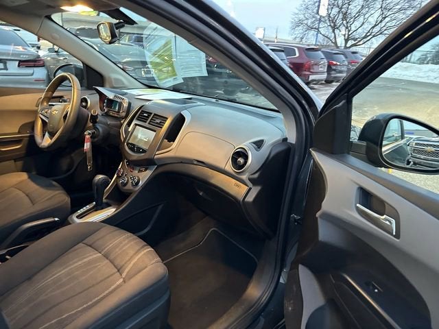 2016 Chevrolet Sonic LT