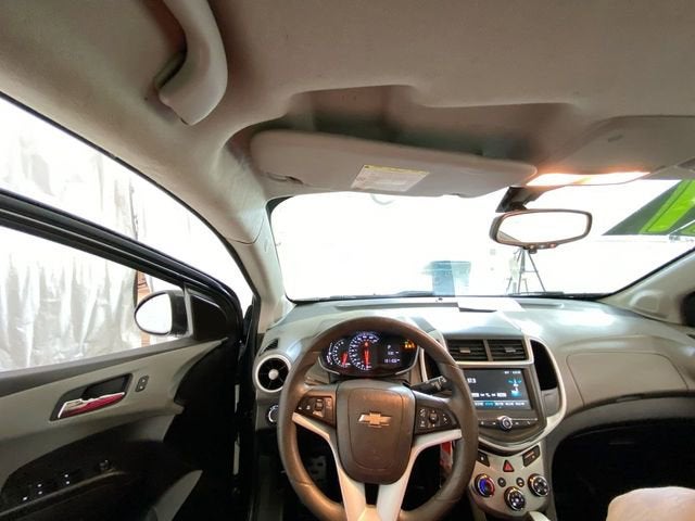 2017 Chevrolet Sonic LT