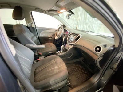 2017 Chevrolet Sonic LT