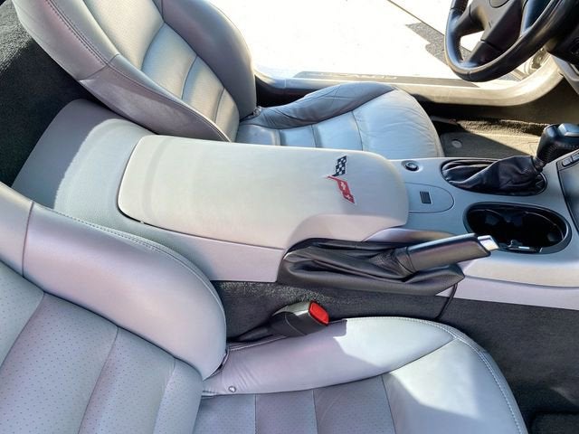 2005 Chevrolet Corvette 2dr Cpe