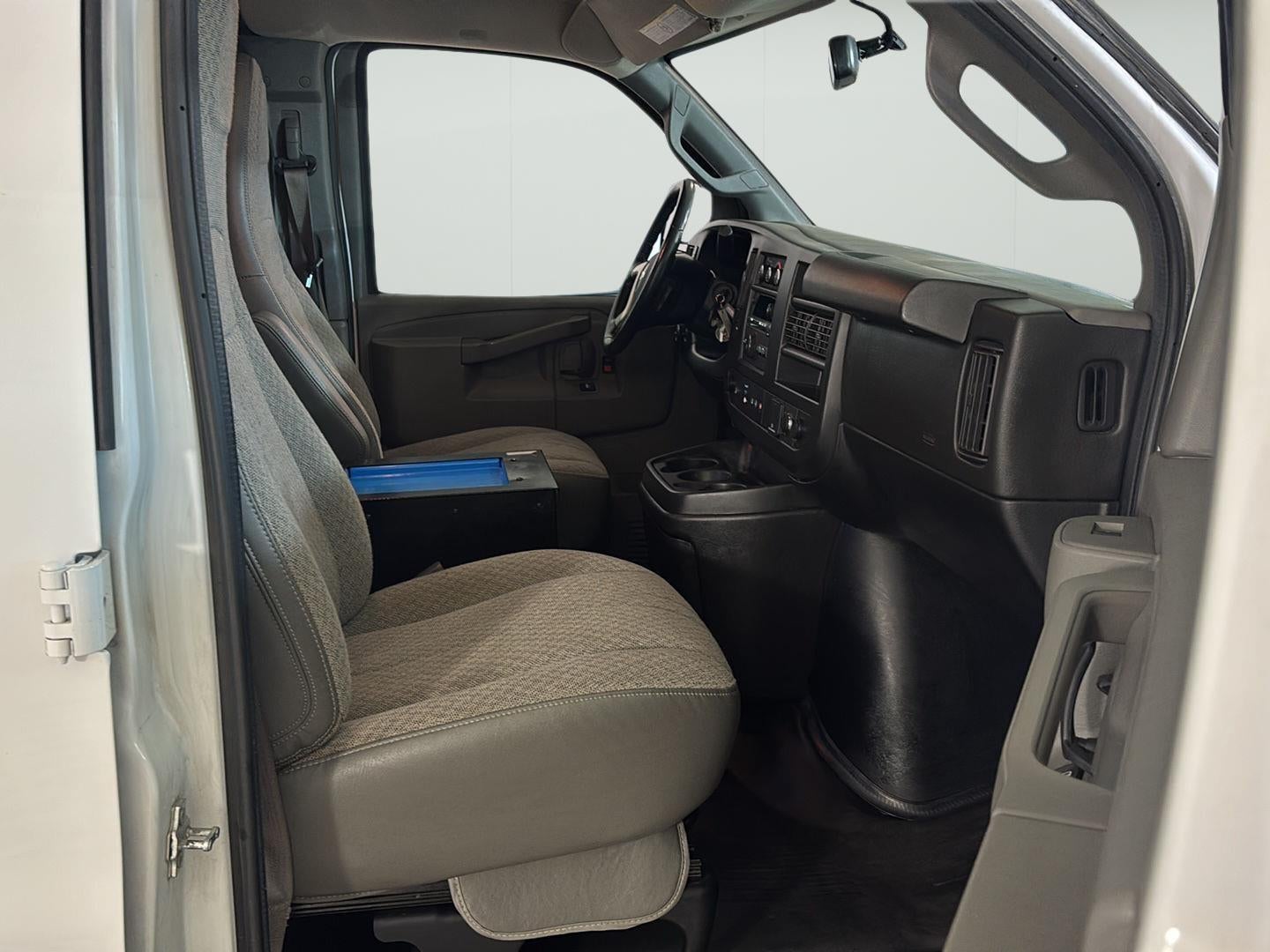 2019 Chevrolet Express Cargo 2500 RWD 2500 135"