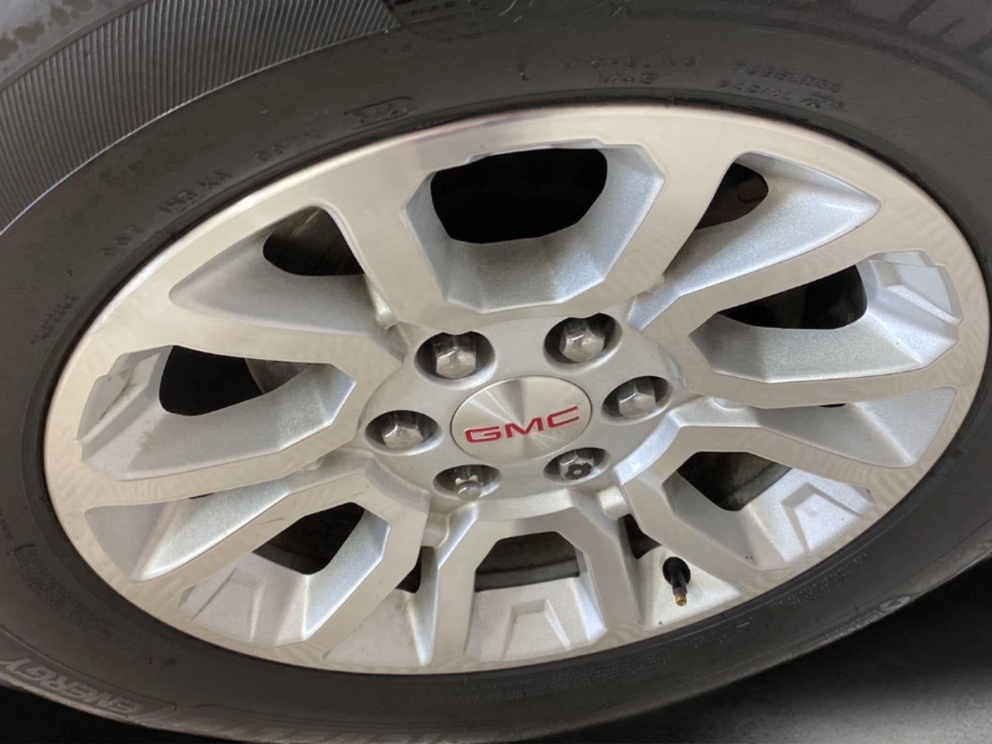 2018 GMC Yukon SLE