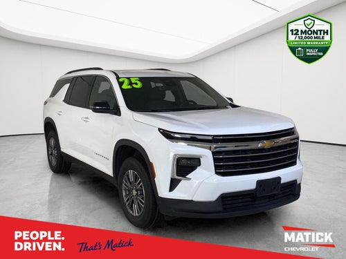 2025 Chevrolet Traverse LT