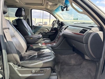 2010 Cadillac Escalade Luxury