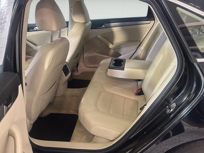 2014 Volkswagen Passat 2.5L SE