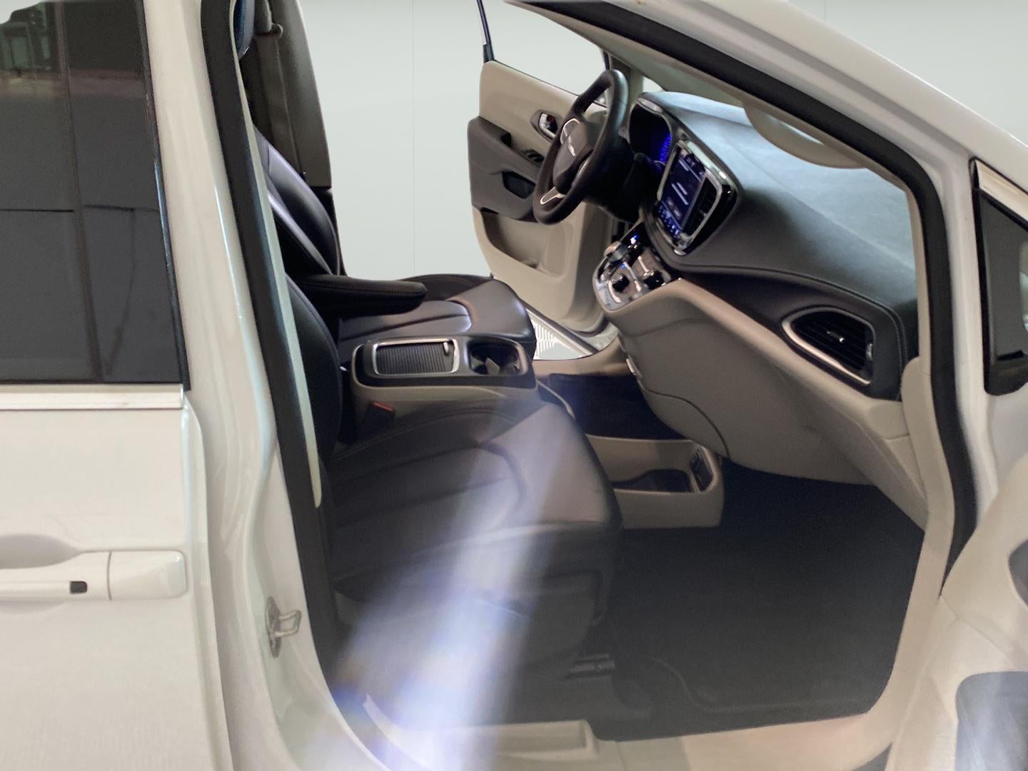 2023 Chrysler Pacifica Touring L AWD