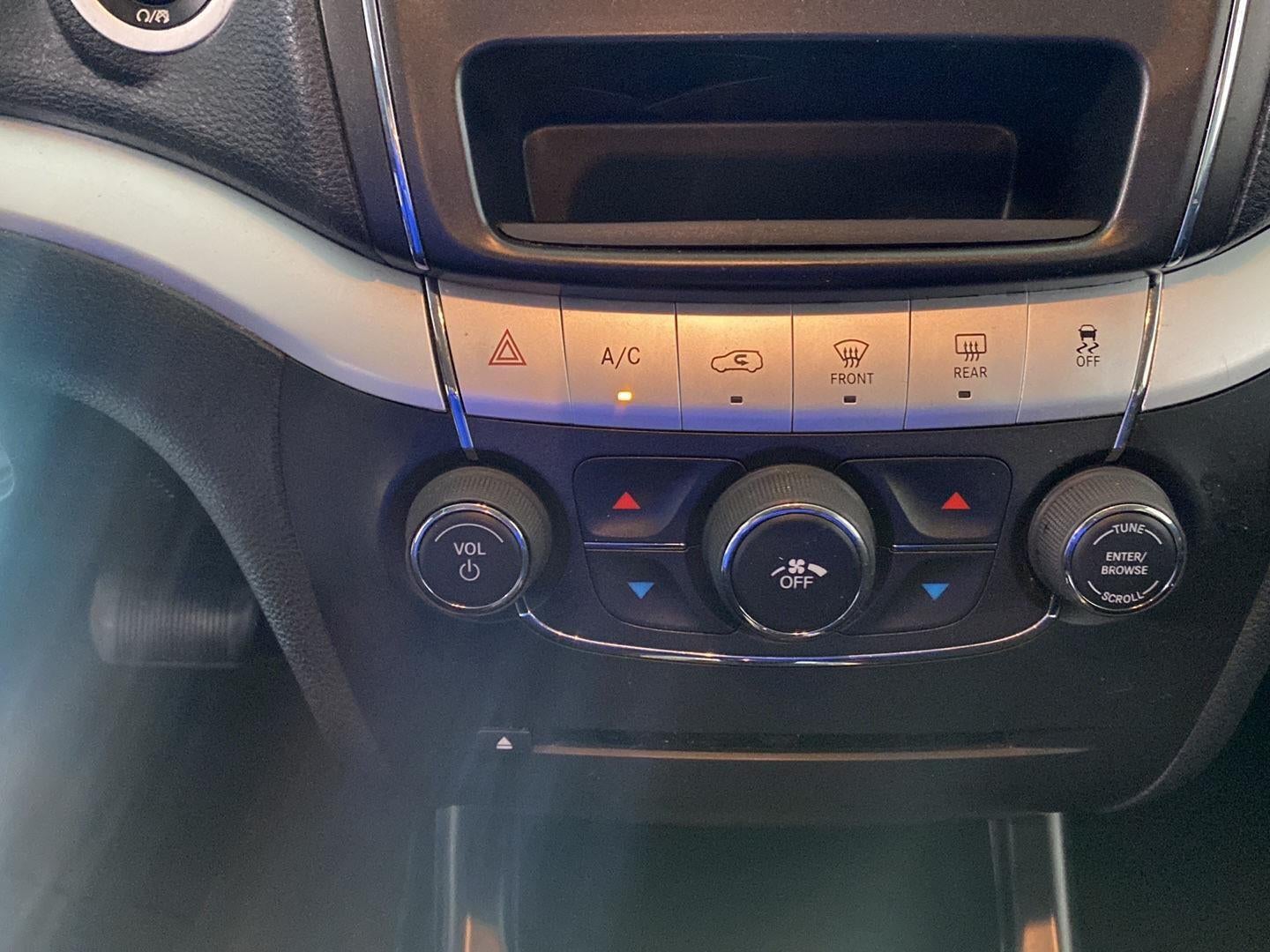 2018 Dodge Journey SE